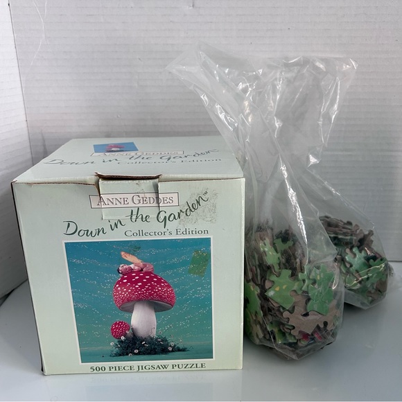 Anne Geddes Down In The Garden Puzzle 500 PC. 18x18 Collector Edition New In Box - Picture 4 of 5